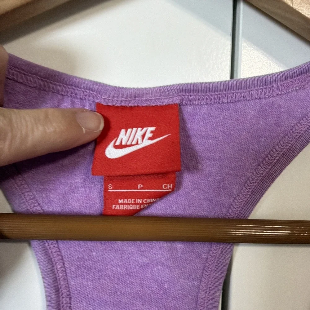 Nike Tank Top Womens Small Purple Ombre Racerback Athletic Logo 684890-510